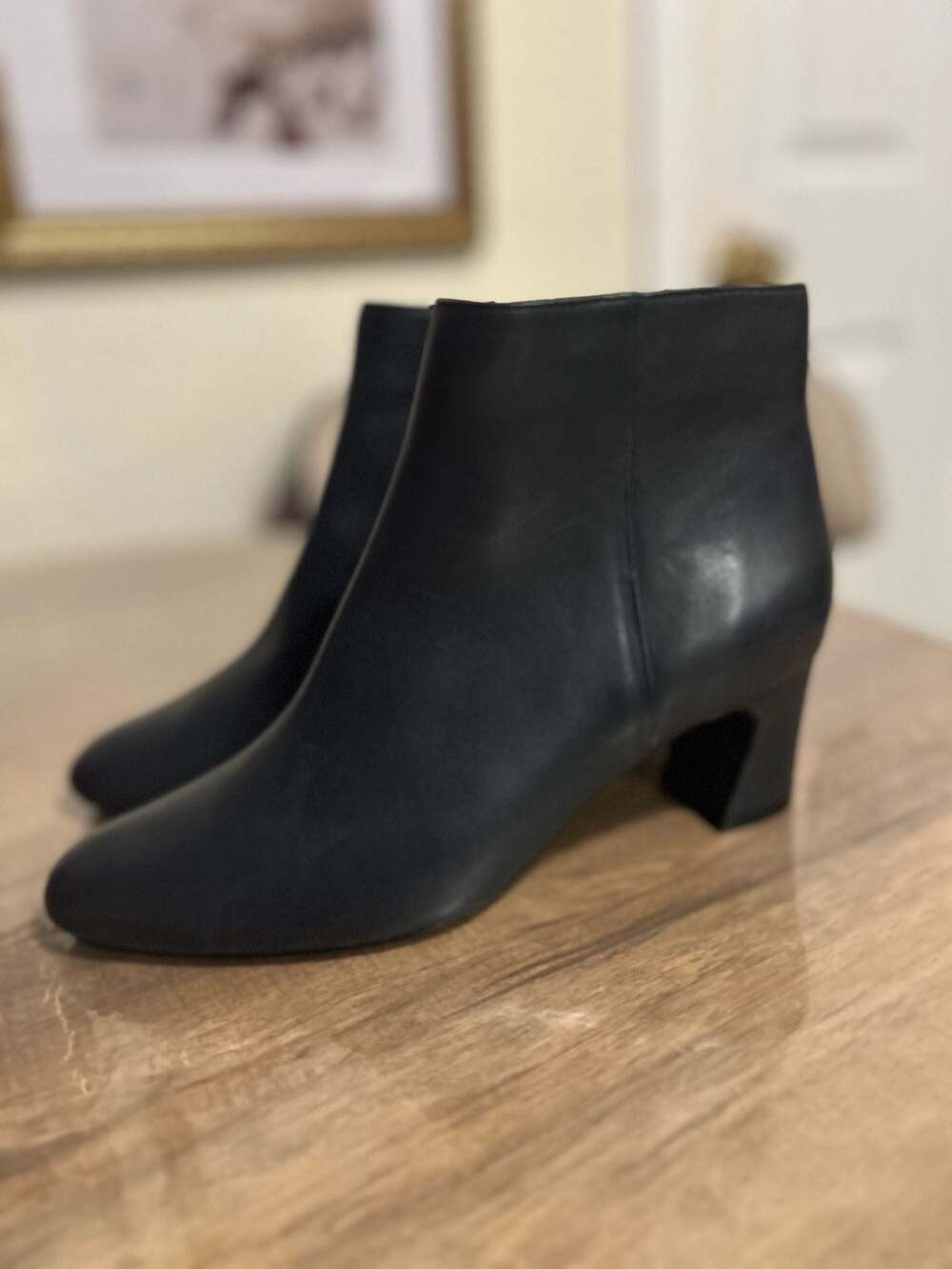Vaneli Black Leather Ankle Boots Block Heel Size 8M